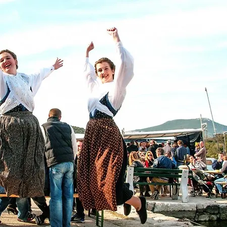 Villa Mali Ston Daire