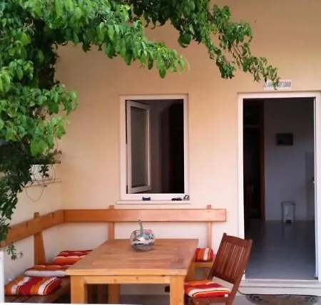 Villa Mali Ston Apartment